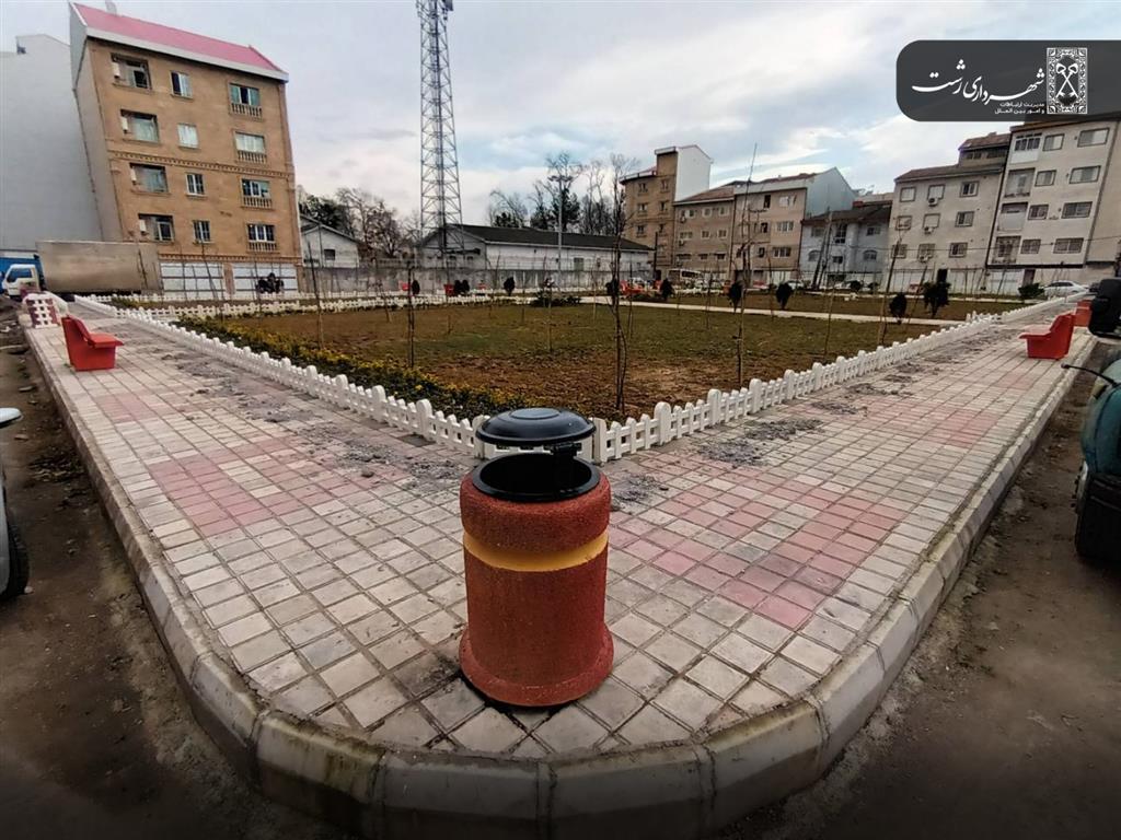 به مناسبت ایام الله دهه مبارک فجر پارک ابن سینا افتتاح شد