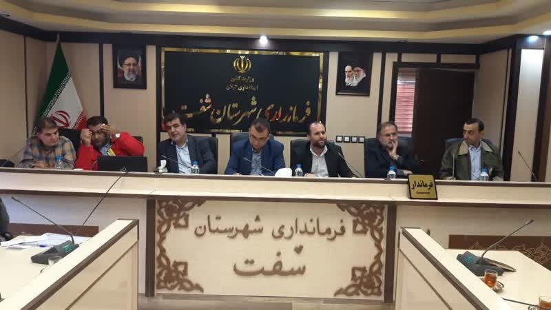 مصرف کالای قاچاق علاوه بر هدر رفت سرمایه‌های اقتصادی نظام، آسیب‌های اجتماعی هم به دنبال خواهد داشت.
