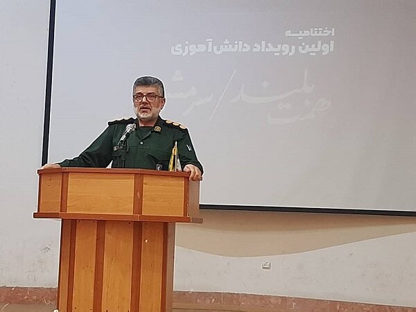 رسانه تراز نظام اسلامی نباید از تهدیدات هراس داشته باشد