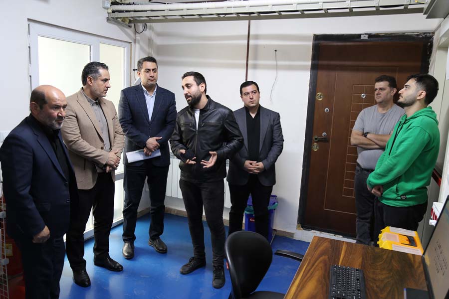 بازدید رئیس و معاونین پارک علم و فناوری گیلان از شرکت دانش بنیان ارتباطات نت میهن