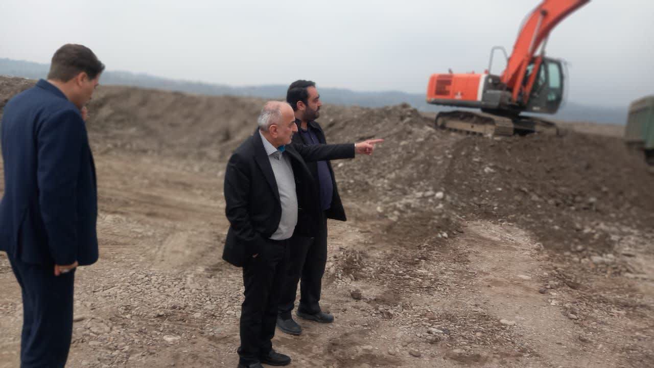 دستور توقف برداشت مصالح دو مجوز در بستر سپیدرود رشت صادر شد/  با اضافه برداشت پیمانکاران، به شدت برخورد می شود