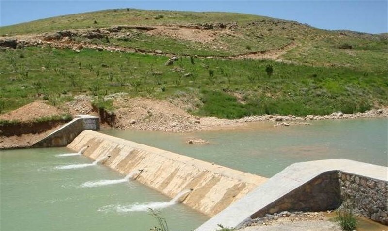 مدیرکل منابع طبیعی و آبخیزداری گیلان از افتتاح ۸ طرح آبخیزداری در ۶ شهرستان با بیش از ۶ میلیارد تومان هزینه دهه فجر امسال خبر داد.