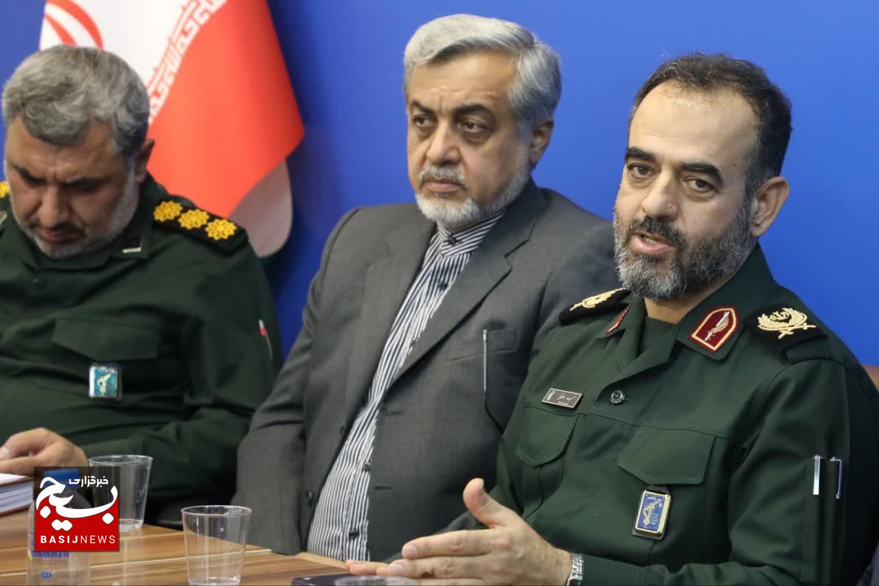 ارتقای کیفیت خدمات‌رسانی به زائران کاروان مرقد امام خمینی (ره)