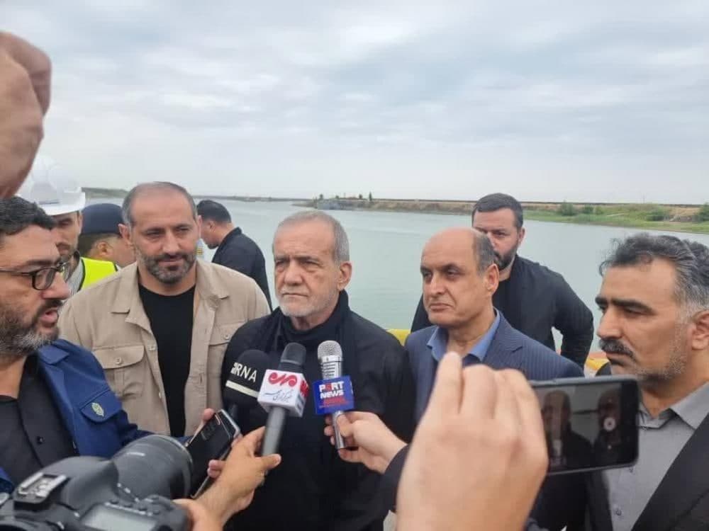 تکمیل مسیرهای ارتباطی با همسایگان شمالی اولویت دولت است